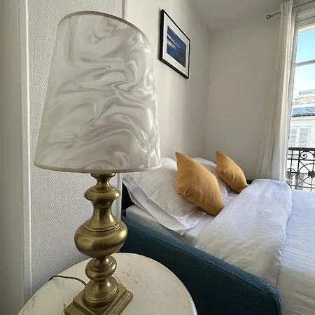 Apartment Charmant, Lumineux, Proche Tour Eiffel
